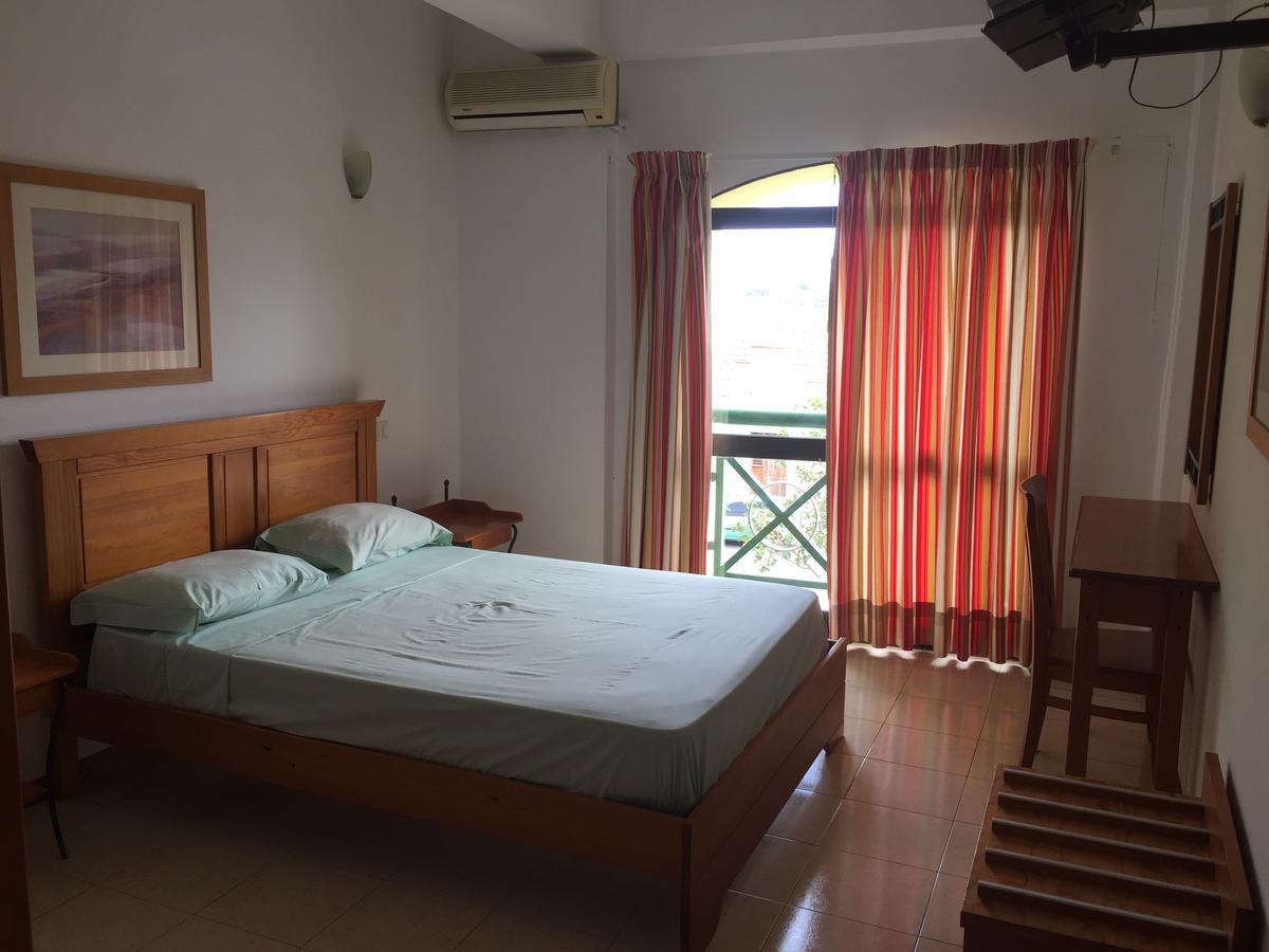 Felicidade Hotel Praia Bagian luar foto